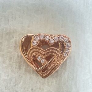 🆕Pandora Intertwined Love Hearts Charm